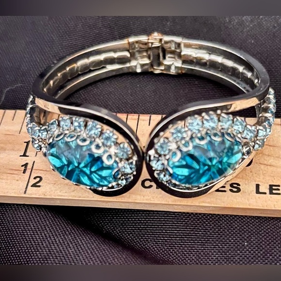 Judy Lee VTG Signed Blue Glass Rhinestone Hinged Silver Clamper Bangle Bracelet - Picture 14 of 17